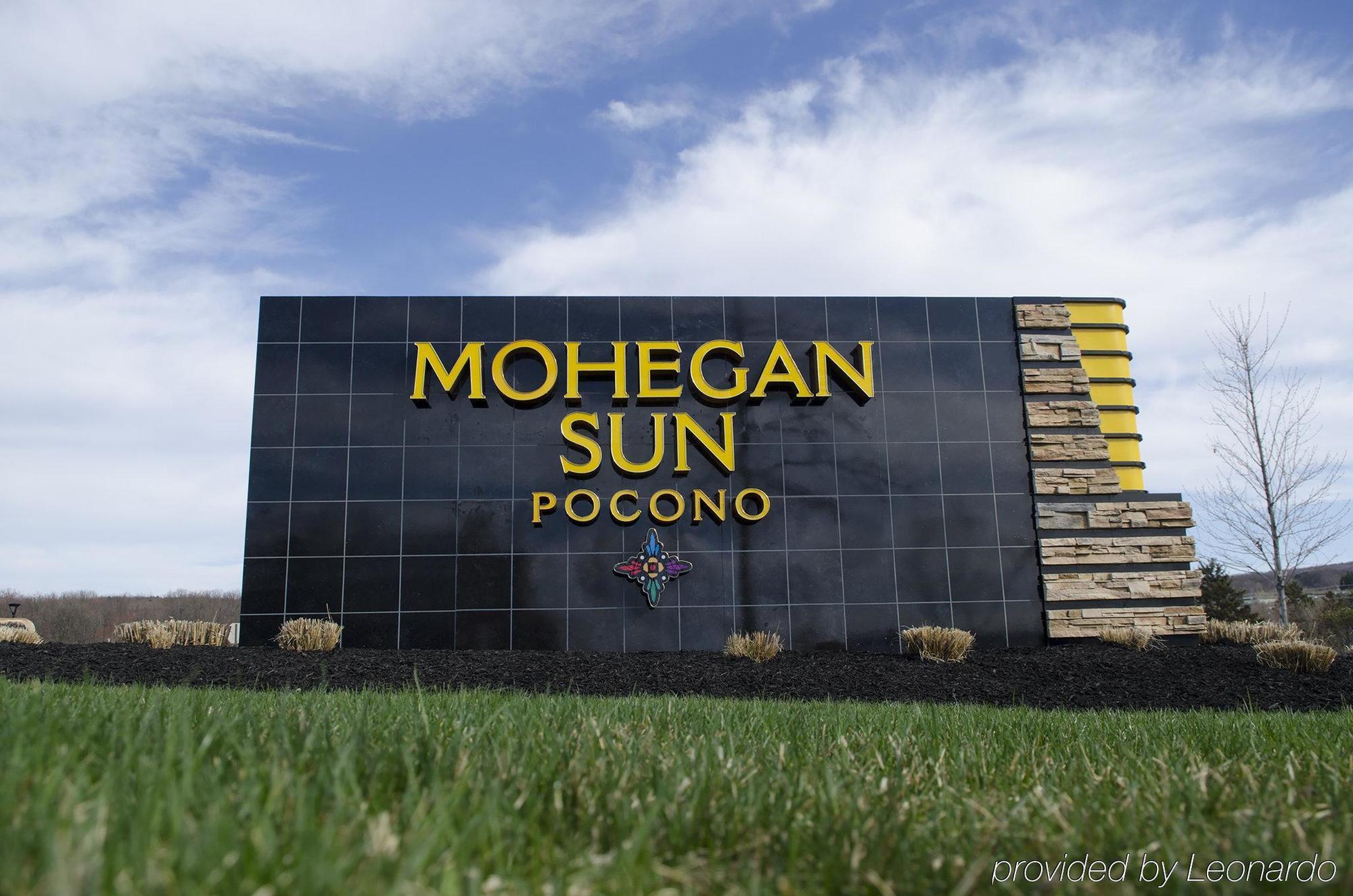 Mohegan Pennsylvania - Adults Only Уилкс-Барре Экстерьер фото
