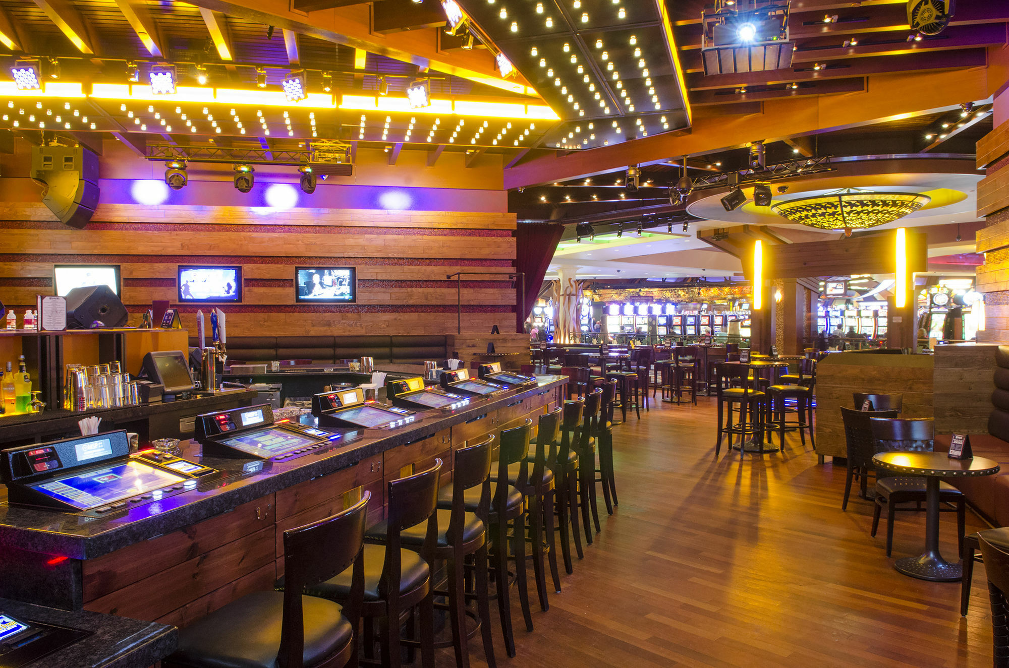 Mohegan Pennsylvania - Adults Only Уилкс-Барре Экстерьер фото